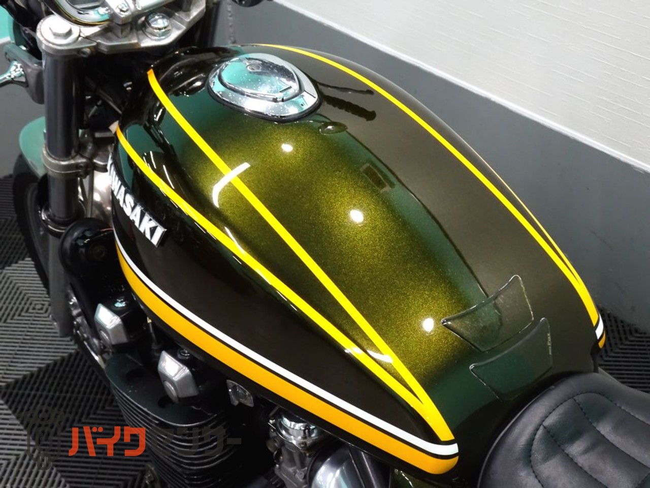 カワサキ 雰囲気抜群のZ2スタイル！ ゼファ－1100RS タイガーカラー