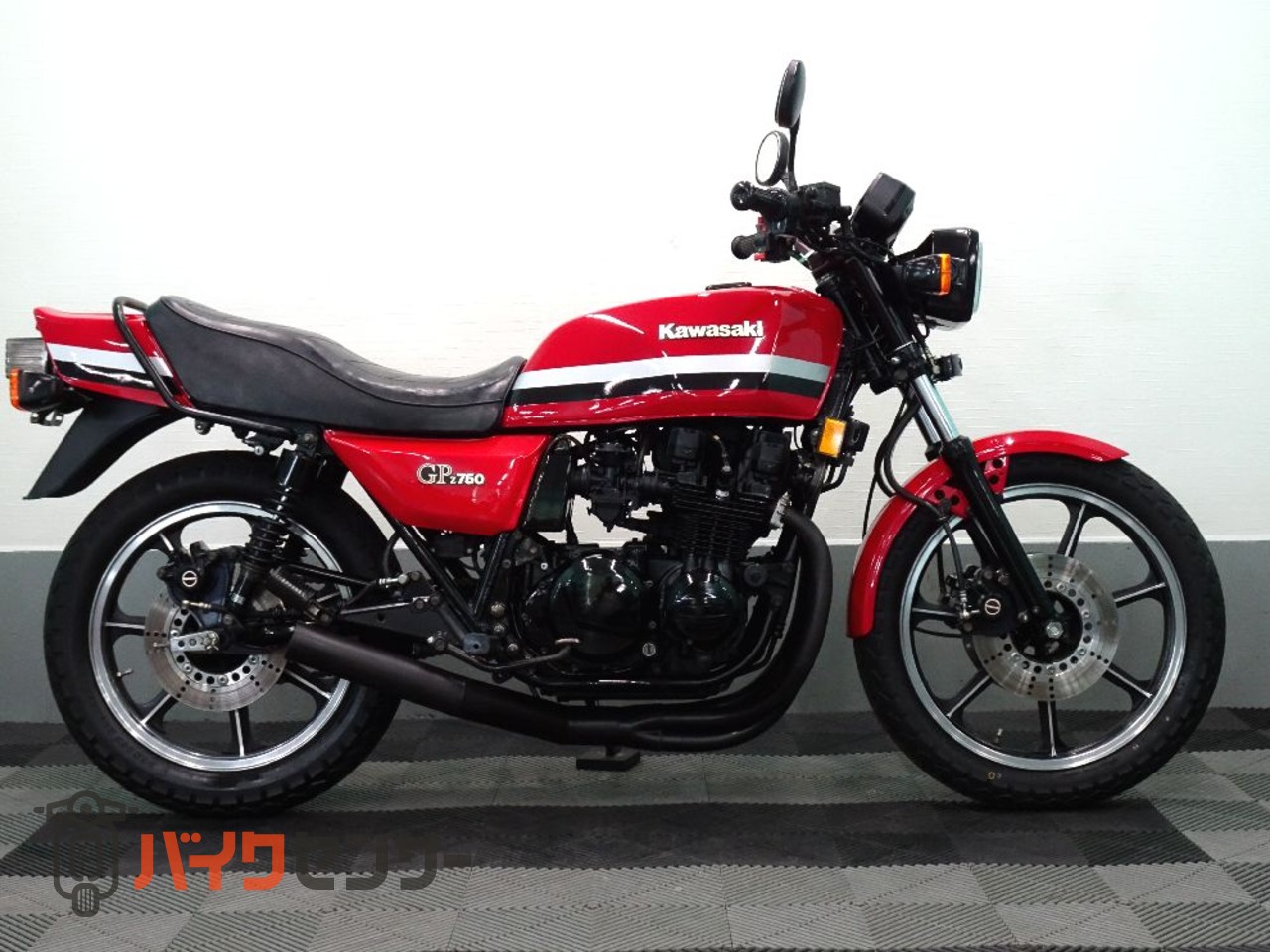 カワサキ Z750GP 僅か2年の生産激レア車両！細いタイヤ・キャスト