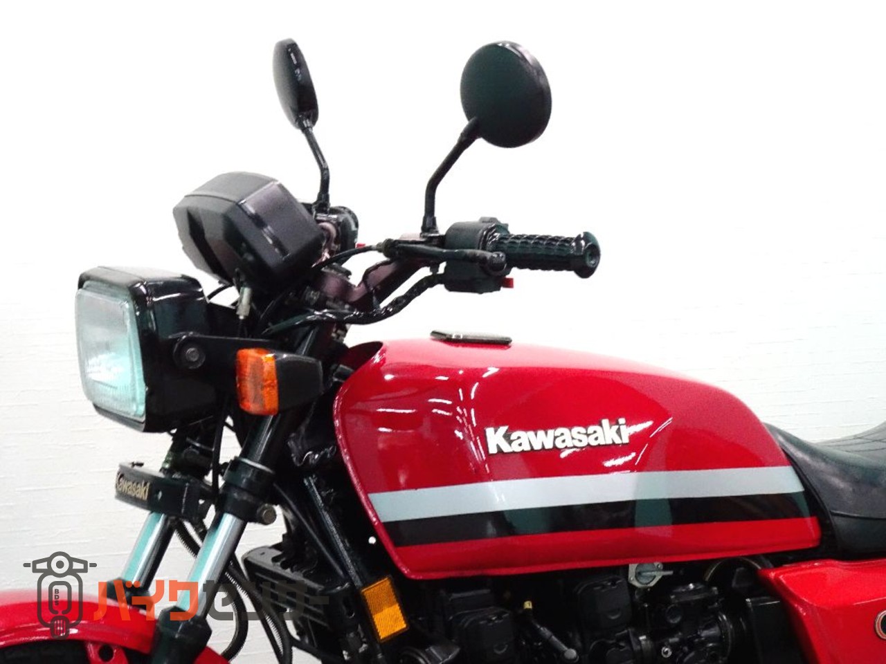 カワサキ Z750GP 僅か2年の生産激レア車両！細いタイヤ・キャスト