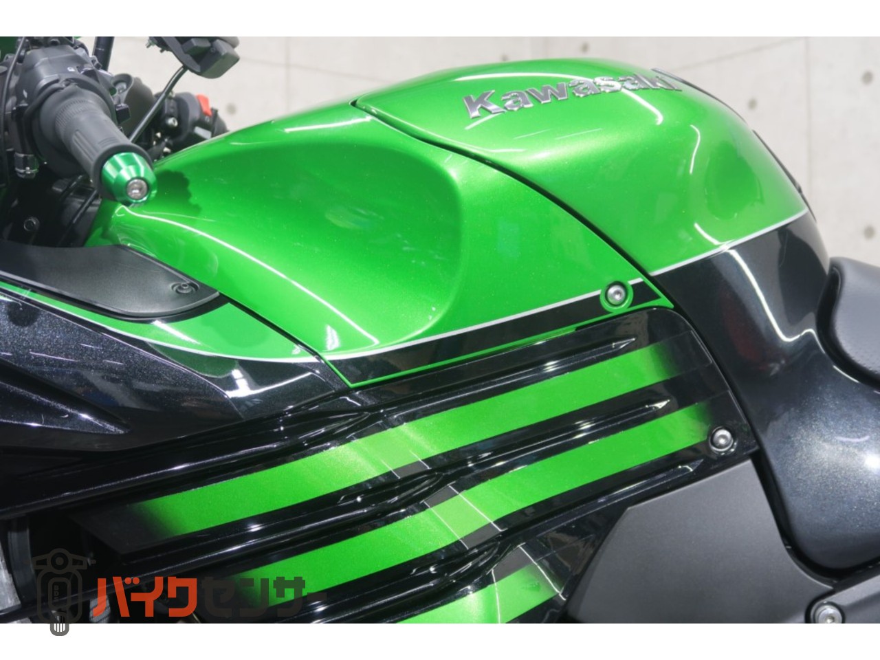 カワサキ Ninja ZX-14R ZXT40J ハイグレード マレーシア仕様 ETC USB