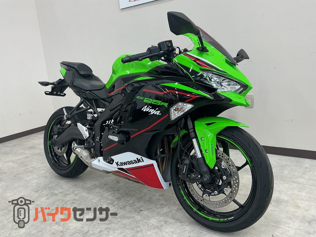 カワサキ ZX－25R SE 2022年モデル フルノーマル B703243
