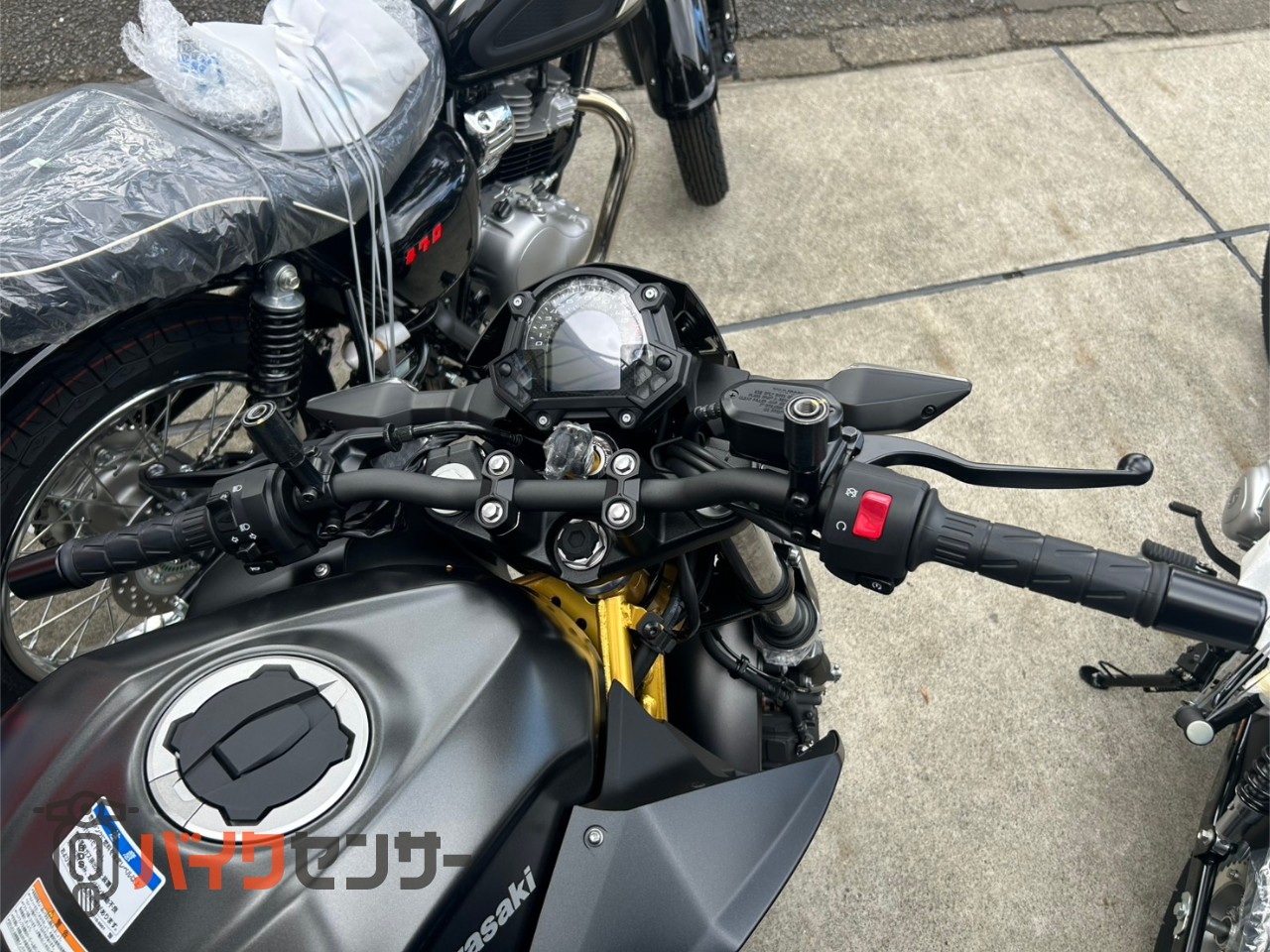 カワサキ Z250 2027年モデル メタリックマットグラフェンスチール