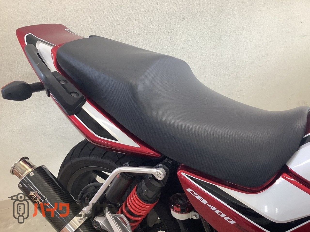 ホンダ CB400SF【ビキニカウル装備・フェンダーレスキット・TSR
