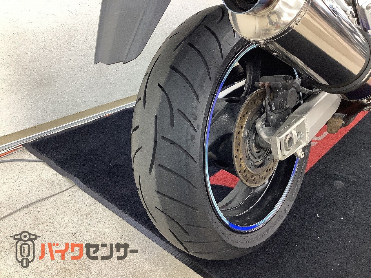 スズキ バンディット1250F BEAMS製マフラー グリップ
