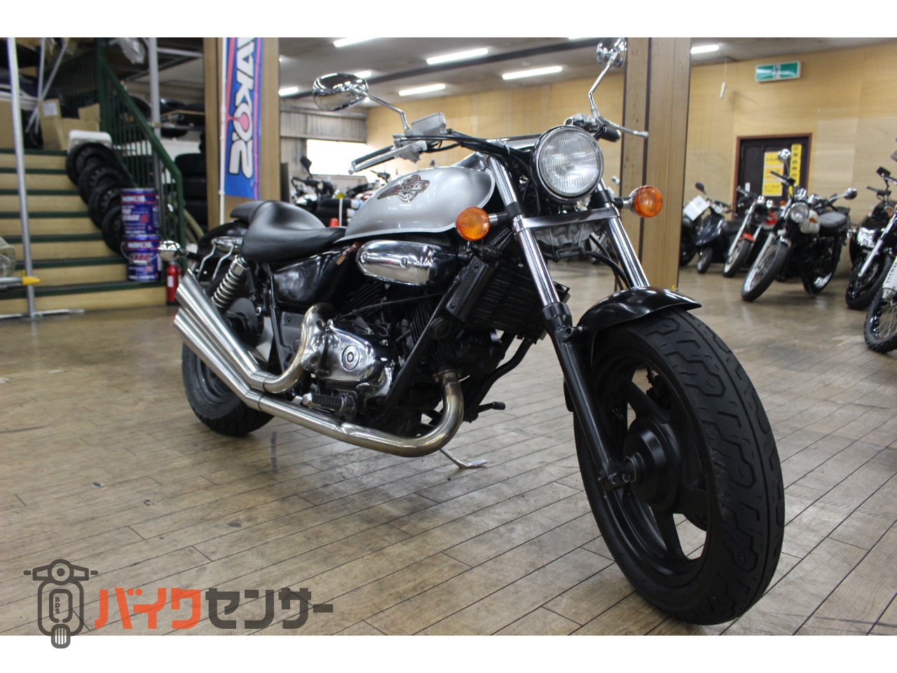 ホンダ 大阪～整備済み マグナ250 マフラー改 全国陸送、フェリー発送