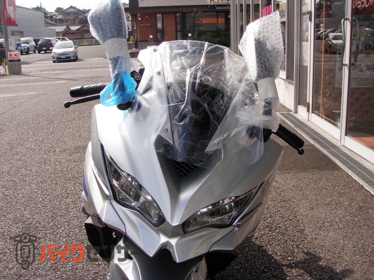 カワサキ Ninja ZX-4R SE B704174| BDSバイクセンサー