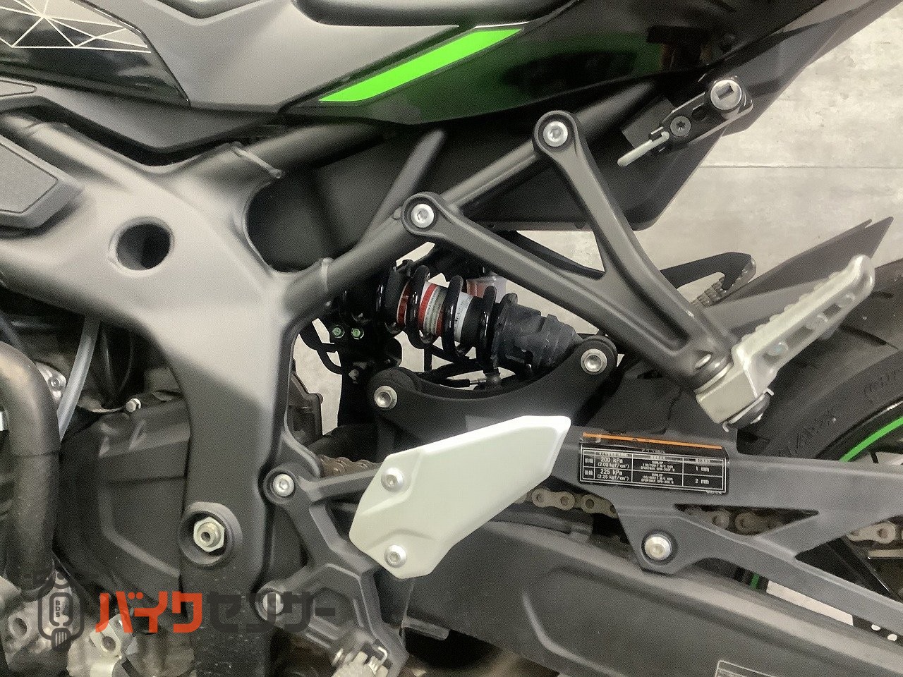 カワサキ Ninja ZX-25R SE マルチバー ABS B704229| BDSバイクセンサー