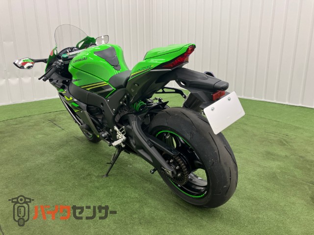Ninja ZX-10R - KAWASAKI | CHAMPION 76 | チャンピオン 76