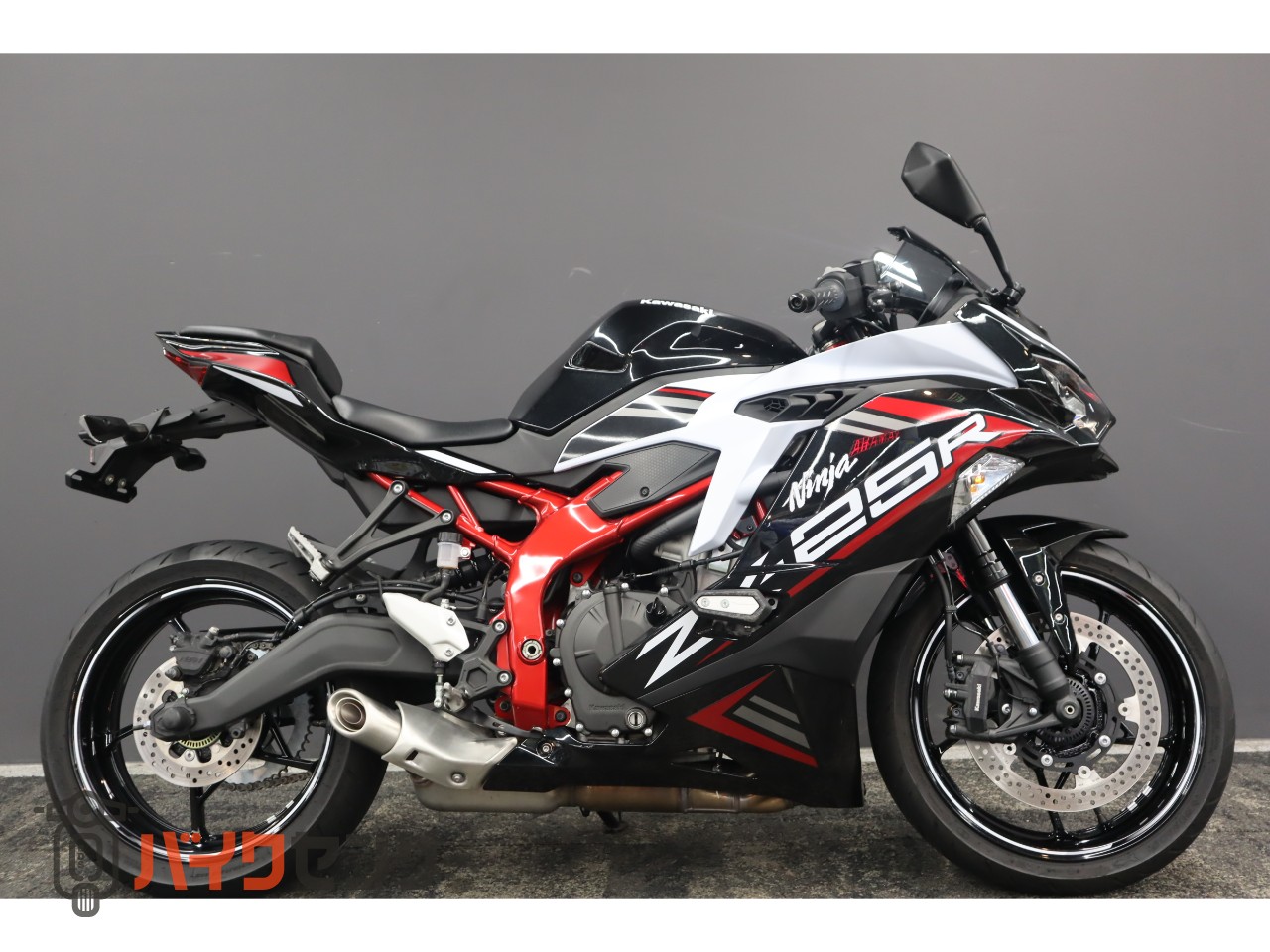 カワサキ Ninja ZX-25R SE 2021モデル B704568| BDSバイクセンサー