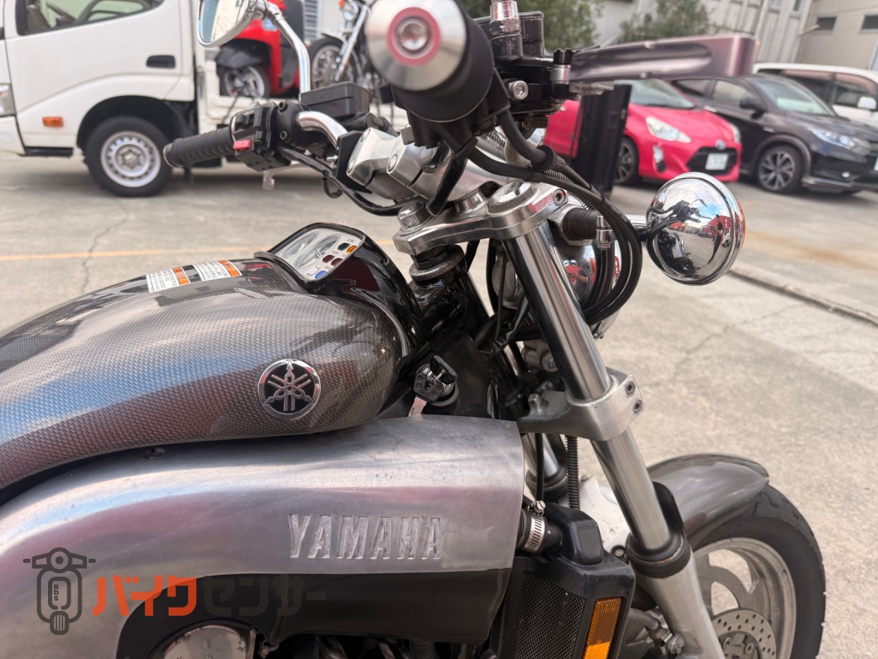 ヤマハ V-MAX1200 2001年モデル・カナダ仕様・カーボン調フェンダー