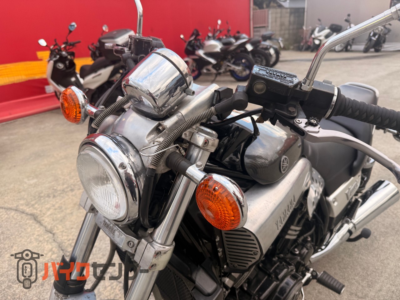 ヤマハ V-MAX1200 2001年モデル・カナダ仕様・カーボン調フェンダー