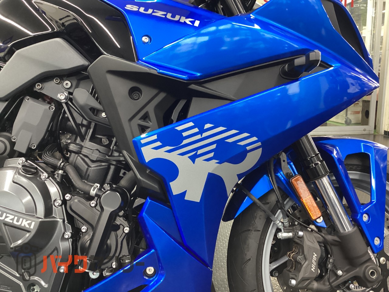スズキ GSX-8R 2025年モデル ETC トリトンブルーメタリック B704768