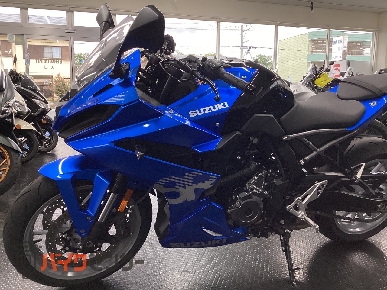 スズキ GSX-8R 2025年モデル ETC トリトンブルーメタリック B704768