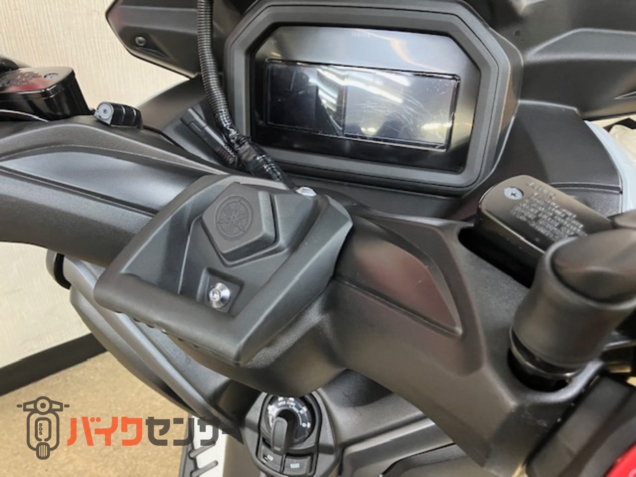 ヤマハ X-MAX250 2025年モデル ワンオーナー車 電動スクリーン装備