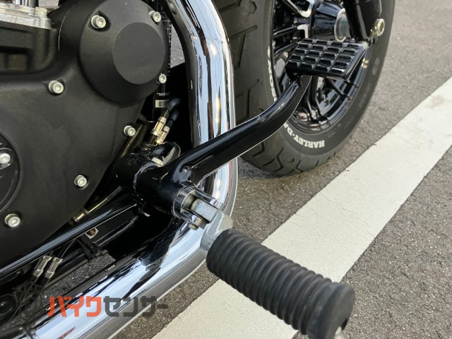 XL1200X フォーティエイト タンクアップ 純正スプリングシート