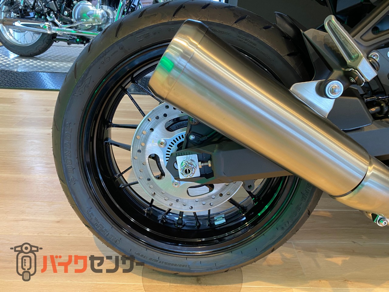 カワサキ Z900RSカフェ 2027年最新モデル B705574| BDSバイクセンサー