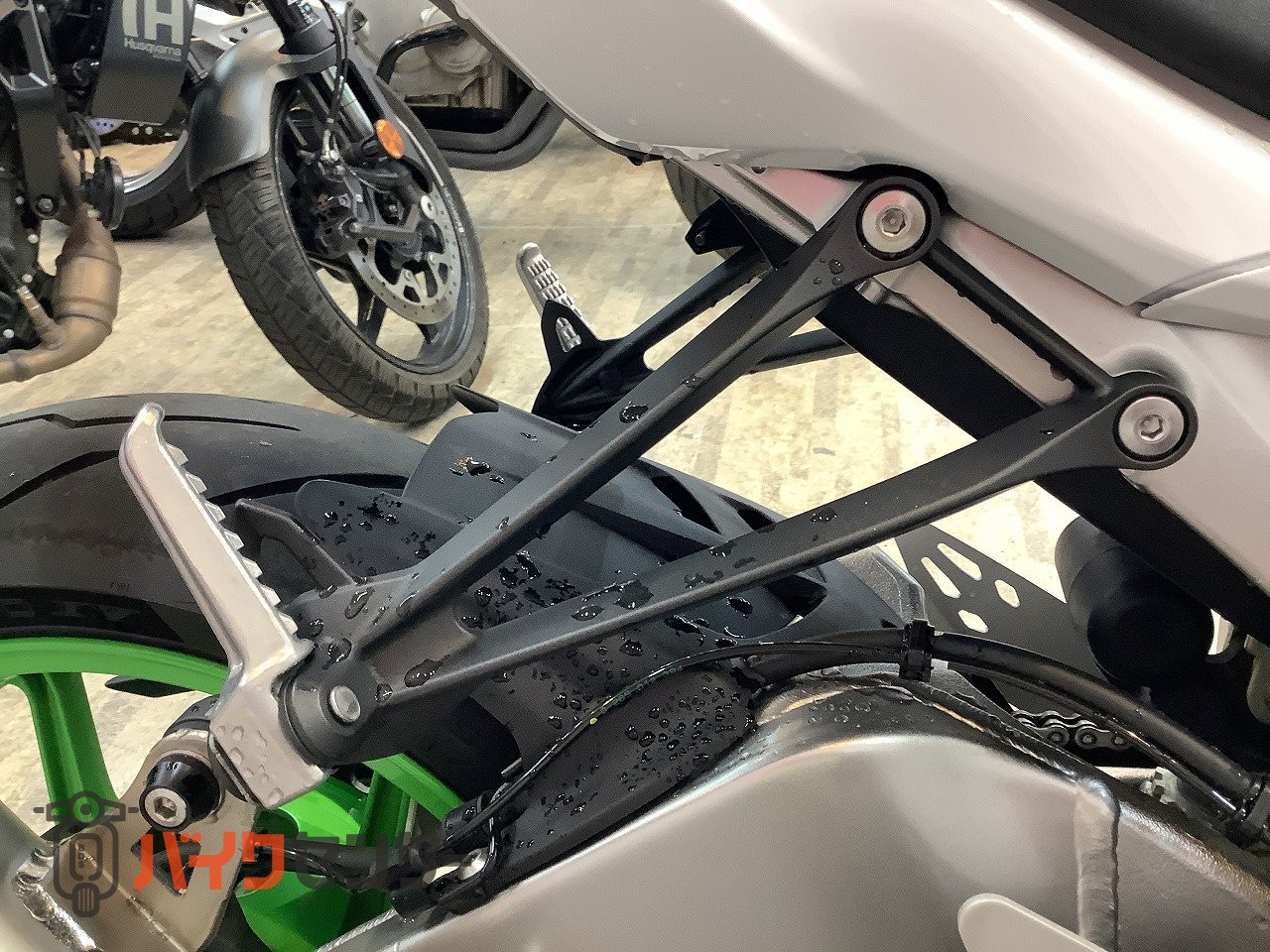 カワサキ ニンジャZX－6R ZX636J 2024年 40周年カラー