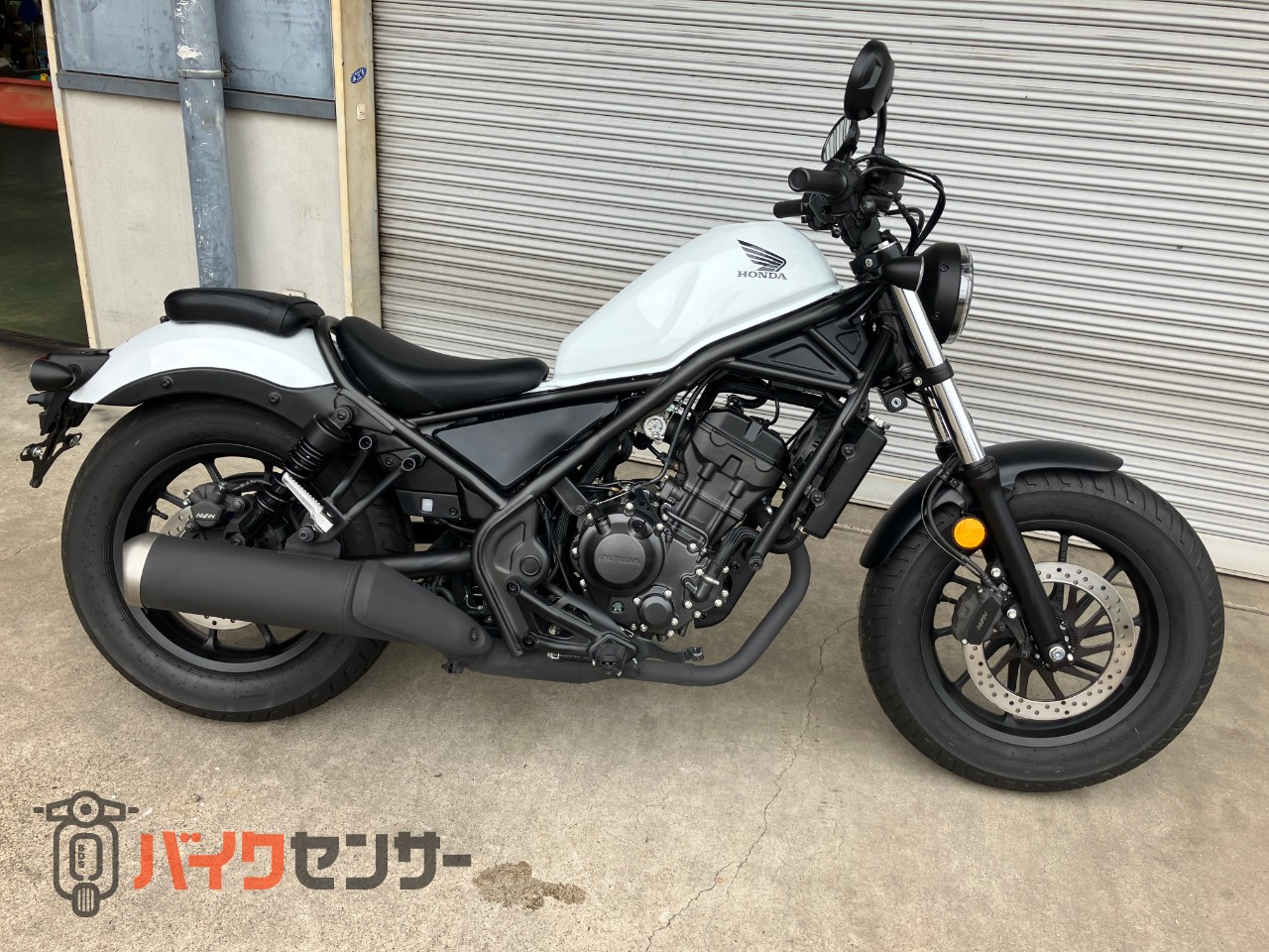 ホンダ レブル250 ホワイト 2023ﾓﾃﾞﾙ 中古 距離少ないワンオーナー