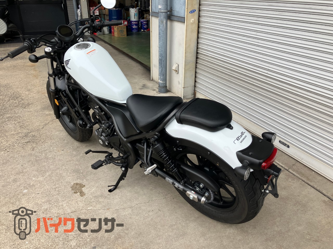 ホンダ 2023ﾓﾃﾞﾙ レブル250 ホワイト 中古 距離少ないワンオーナー