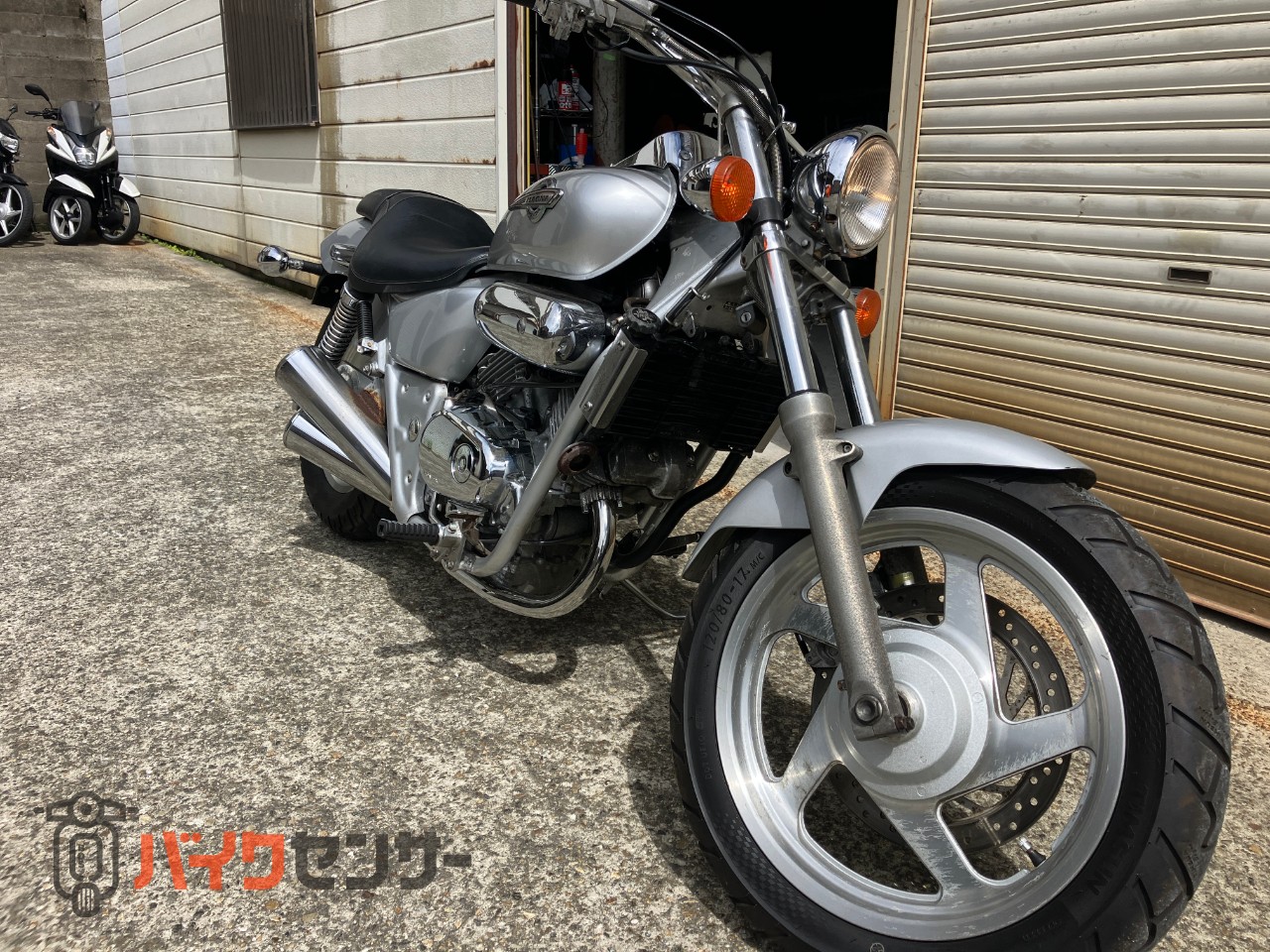ホンダ マグナ250 1994年モデル リアタイヤ新品 B706007| BDSバイク