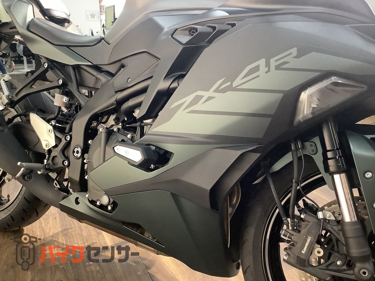 カワサキ *ニンジャZX－4R SE ☆2025年モデル／マルチバー