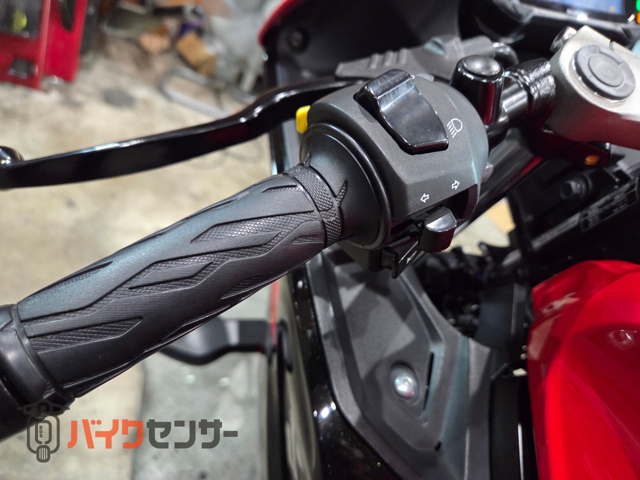 スズキ 【動画有り】GSX-R125・カーボンタンクカバー B706122| BDS