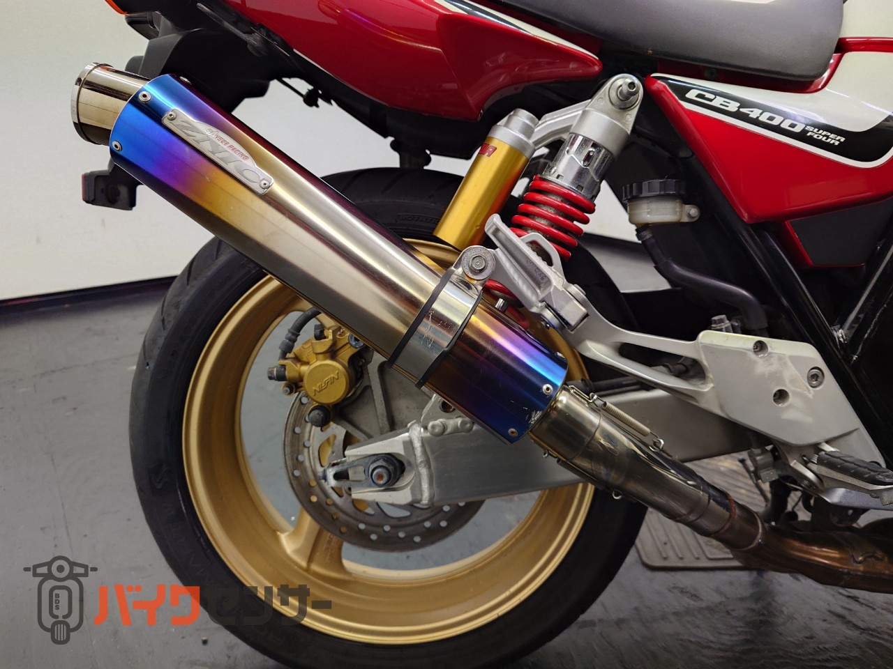 ホンダCB400 SUPER FOUR外品マフラー ホンダ CB400 SUPER FOUR VTEC REVO サンセイレーシングZNICスリップ