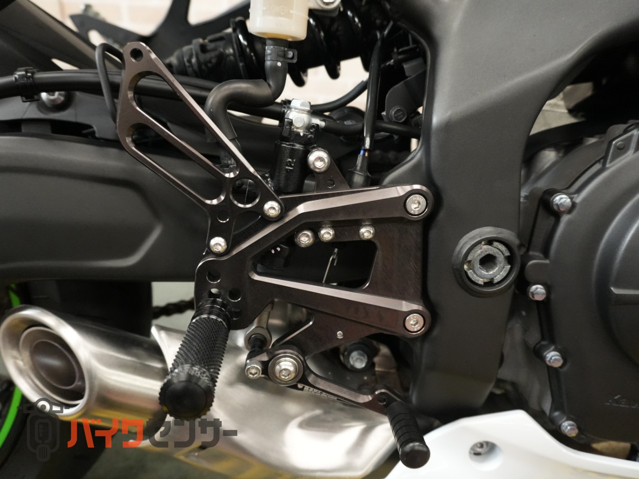 カワサキ Ninja ZX-25R SE グリップヒーター USB ベビーフェイスバック