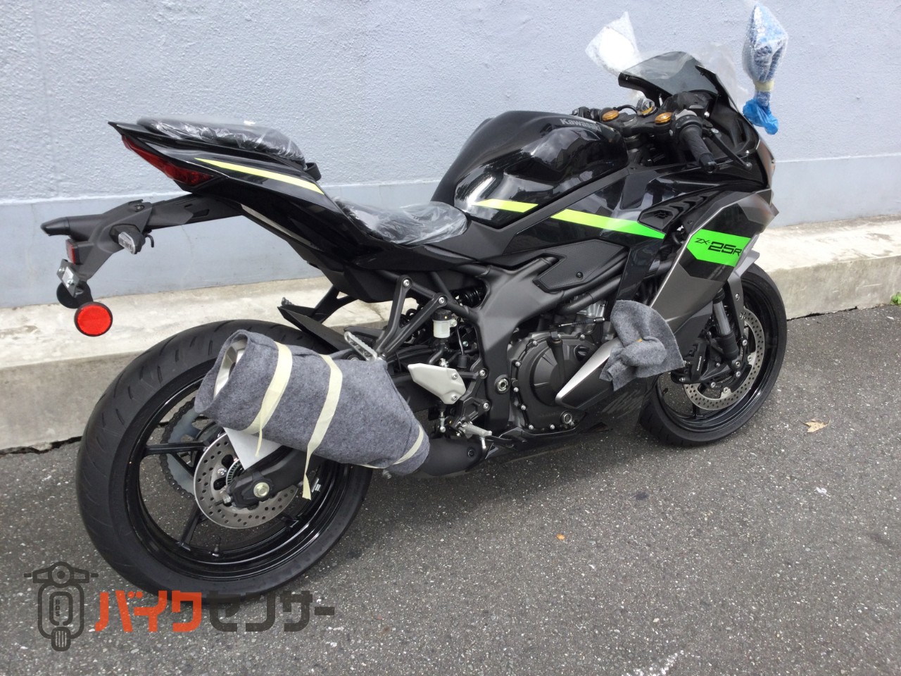 カワサキ Ninja ZX-25R SE B706605| BDSバイクセンサー