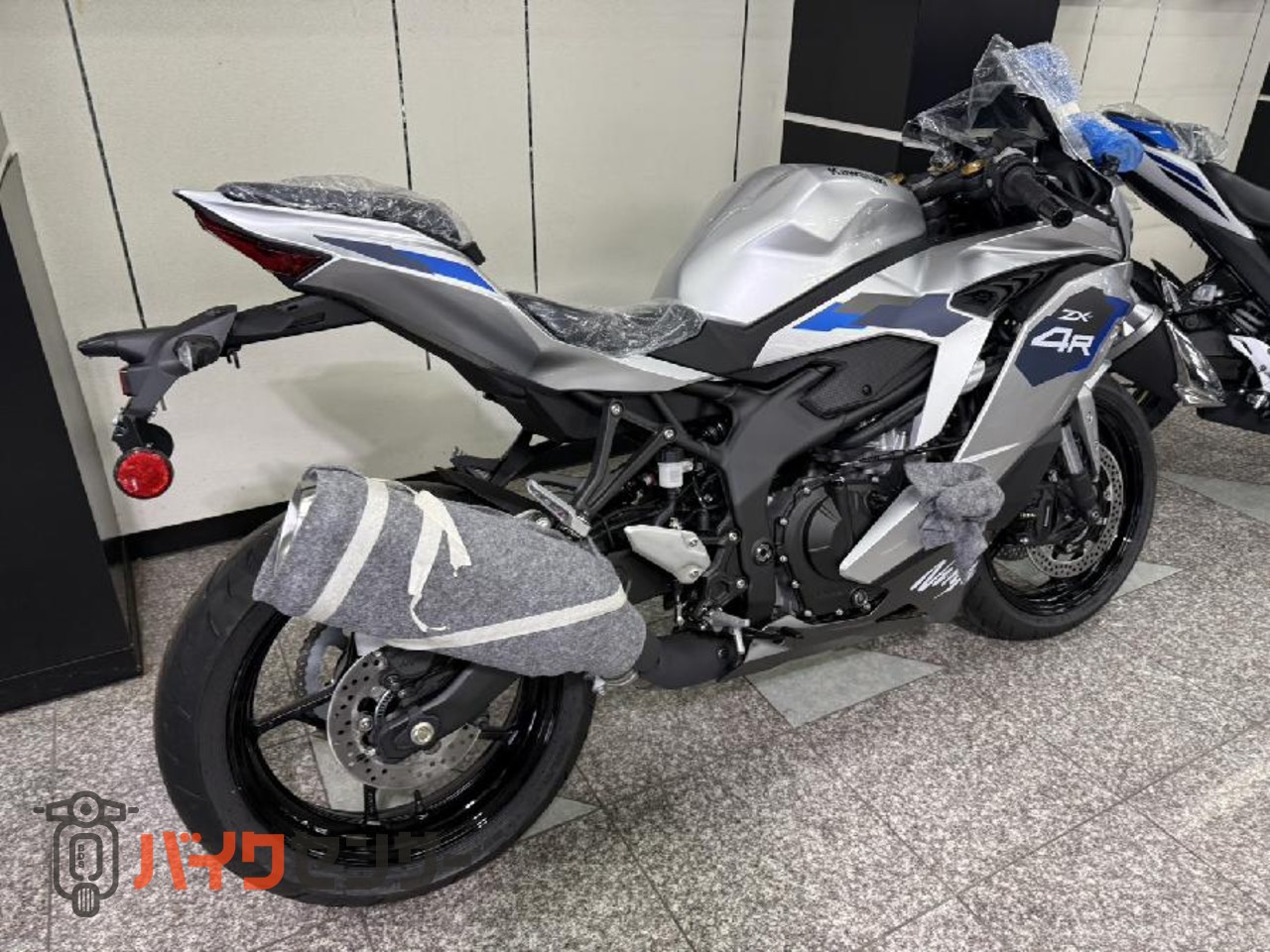 カワサキ Ninja ZX-4R SE B706668| BDSバイクセンサー