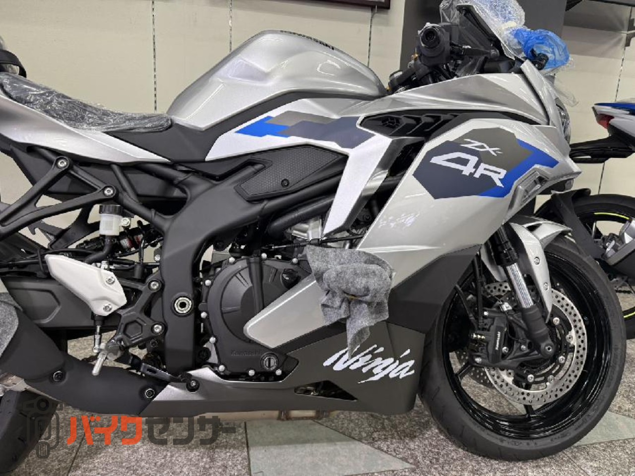 カワサキ Ninja ZX-4R SE B706668| BDSバイクセンサー