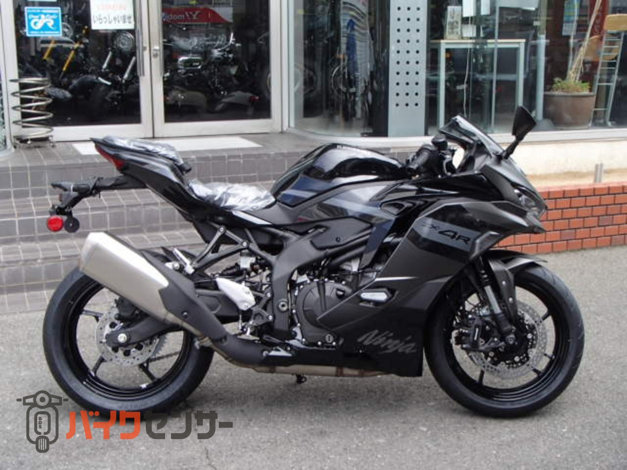 カワサキ Ninja ZX-4R SE 2027年モデル B706718| BDSバイクセンサー