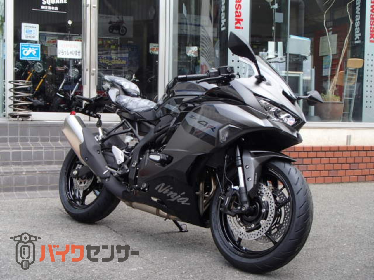 カワサキ Ninja ZX-4R SE 2027年モデル B706718| BDSバイクセンサー カワサキ Ninja ZX-4R SE 2027年モデル B706718| BDSバイクセンサー