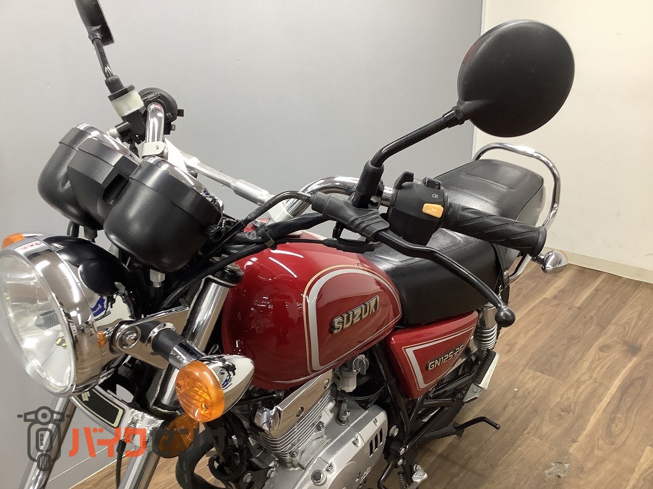 スズキ GN125H 純正タンク 赤 ワインレッド 中古 SUZUKI 修復素材や