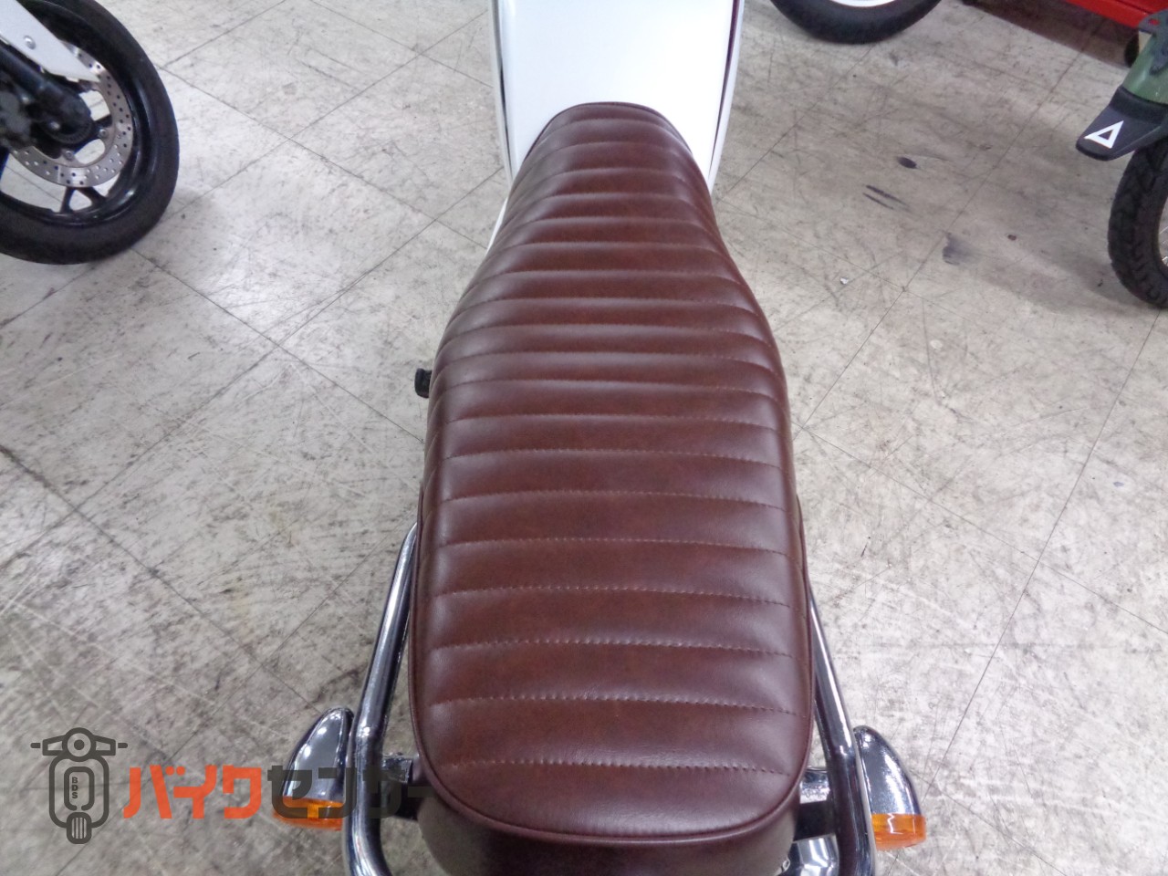 ヤマハ YB125SP ワンオーナー マフラー・シートカスタム タンデムバー