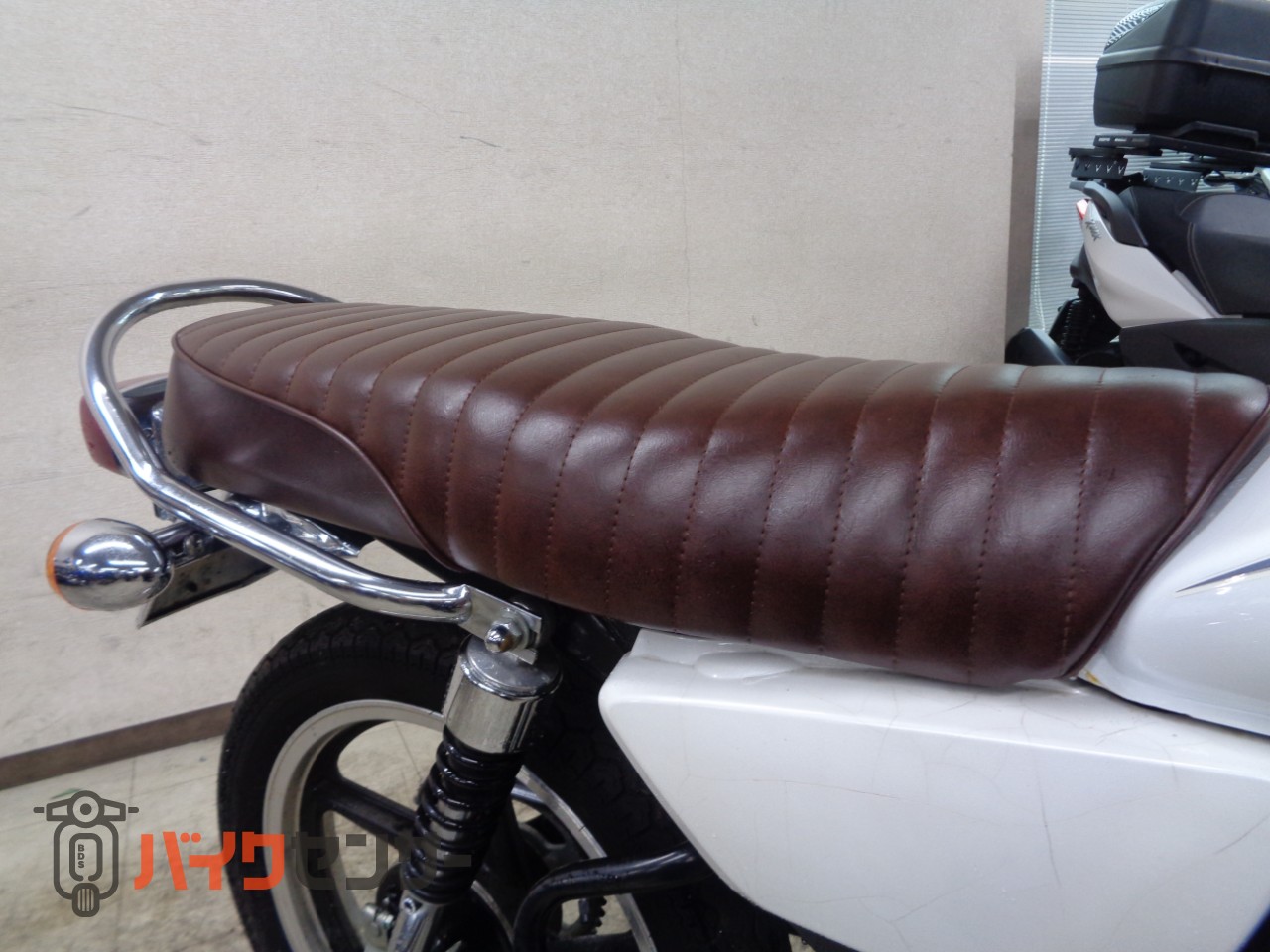 ヤマハ YB125SP ワンオーナー マフラー・シートカスタム タンデムバー