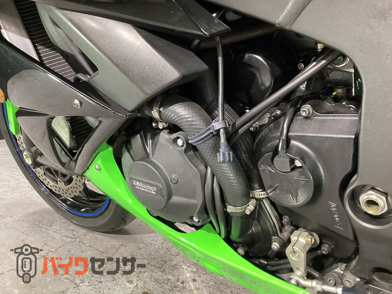カワサキ Ninja ZX-6R ☆極美車☆乗出し整備済・ストライカー製バック