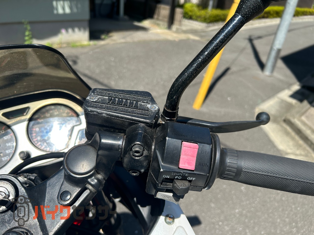 ヤマハ FZ250フェザー DOHC4気筒ジェネシスエンジン搭載 45馬力 F1