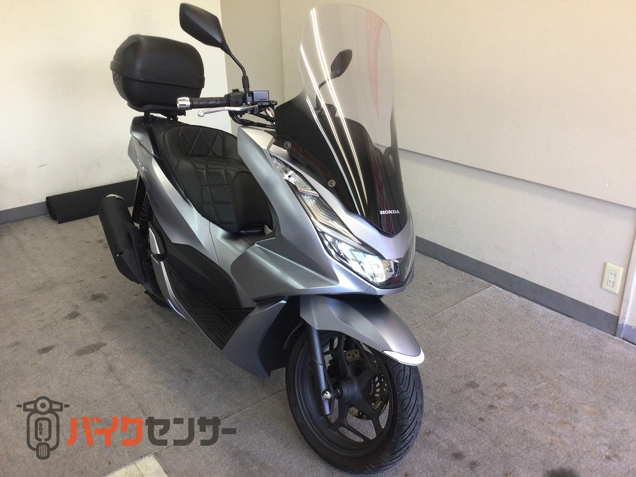ホンダ PCX 2021年モデル！/ロングスクリーン装備！/GIVIトップケース