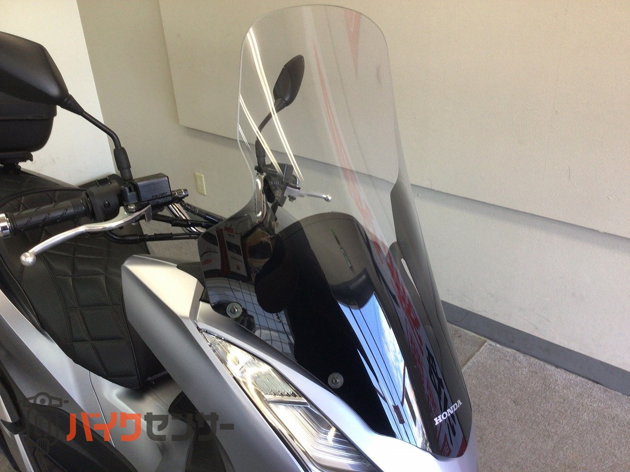 ホンダ PCX 2021年モデル！/ロングスクリーン装備！/GIVIトップケース