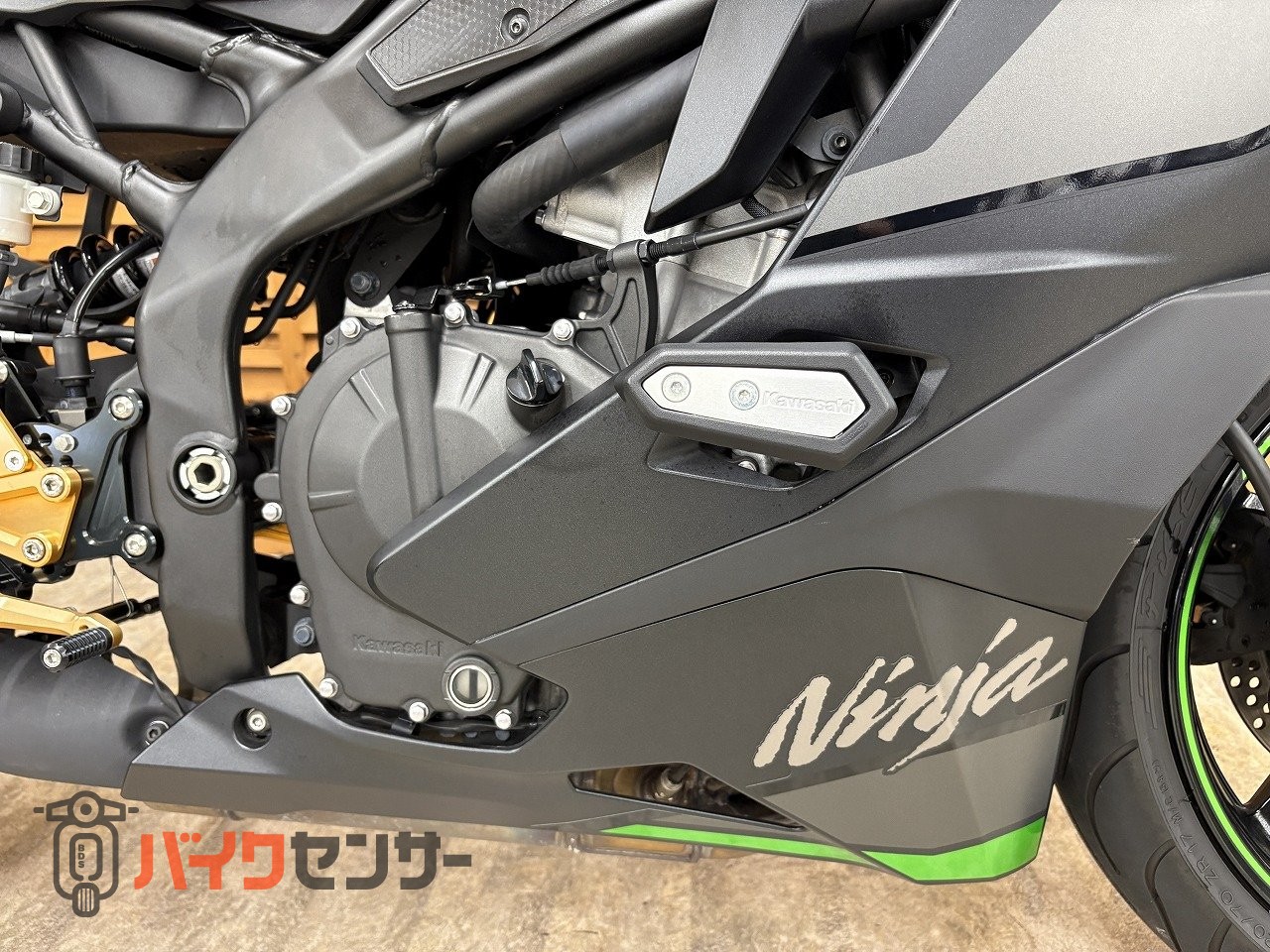 カワサキ NINJA ZX－4RSE OVERレーシング製マフラー