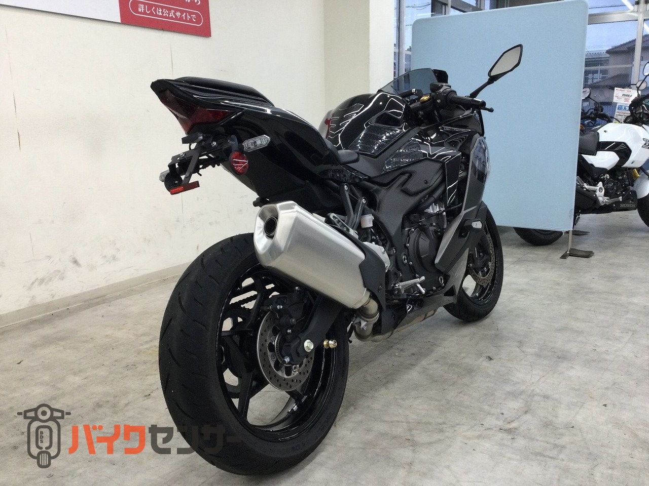 カワサキ Ninja ZX-4R SE／2026年モデル/ワンオーナー／USBポート装備