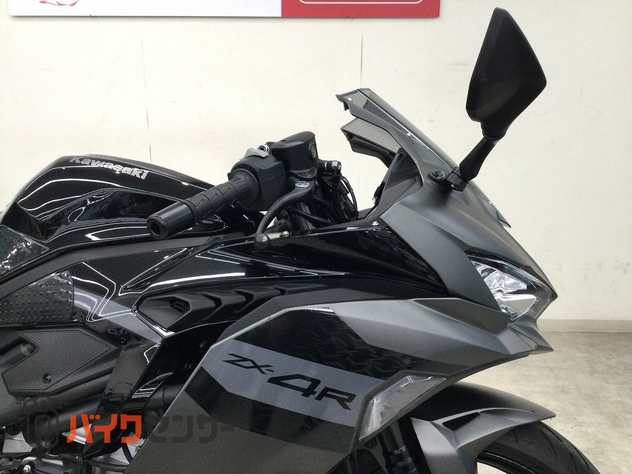 カワサキ Ninja ZX-4R SE／2026年モデル/ワンオーナー／USBポート装備