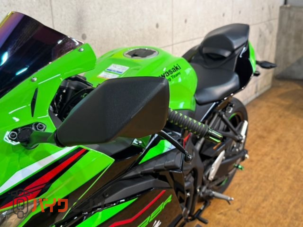 カワサキ Ninja ZX-25R SE 社外スクリーン B707473| BDSバイクセンサー