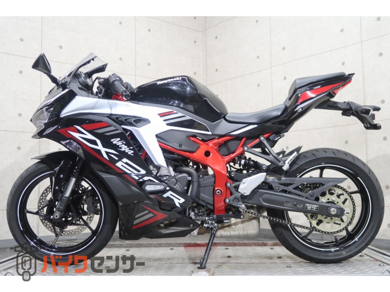 カワサキ Ninja ZX-25R SE 79770 B707499| BDSバイクセンサー