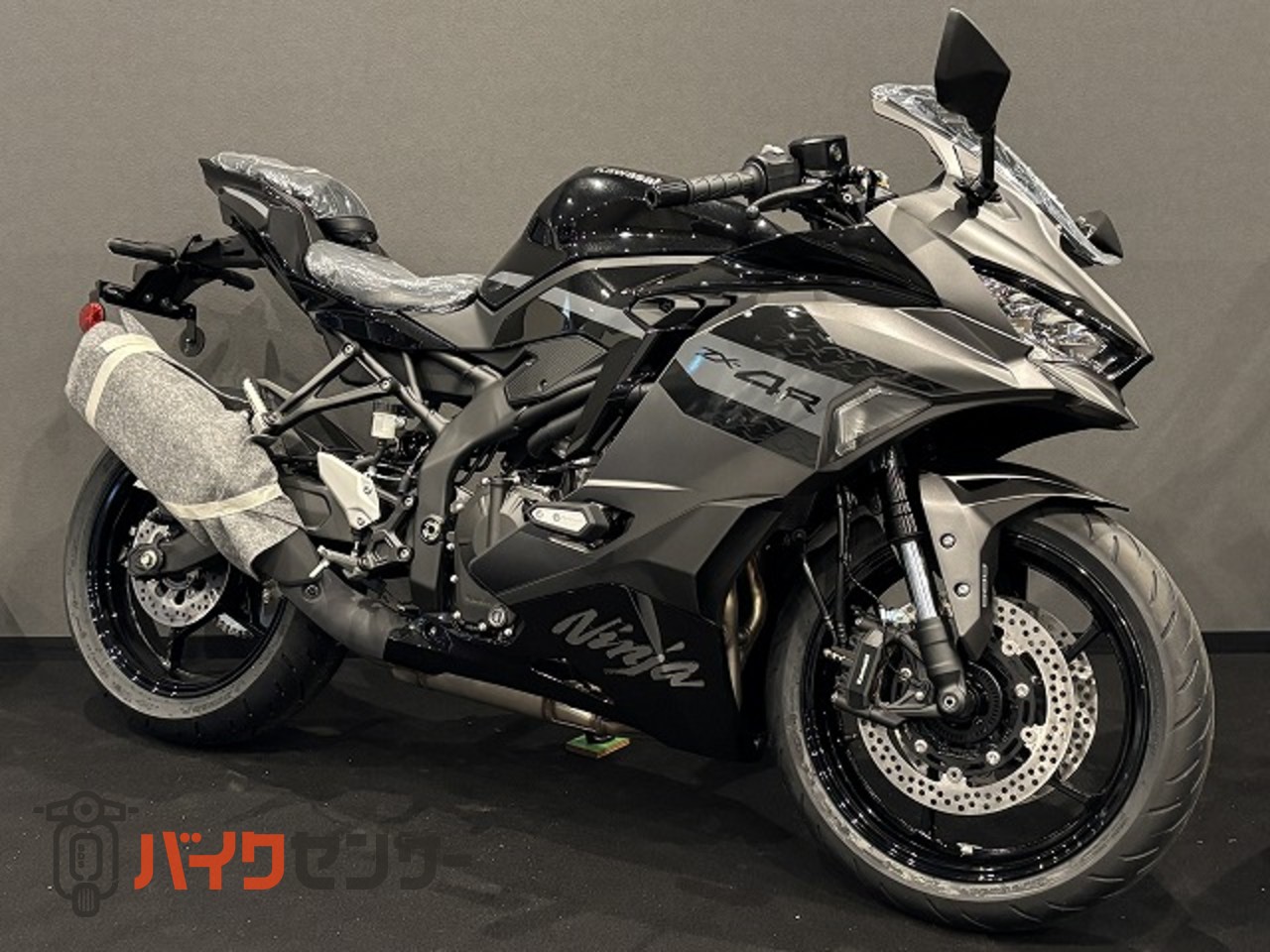カワサキ Ninja ZX-4R SE 2027年モデル メタリックマット