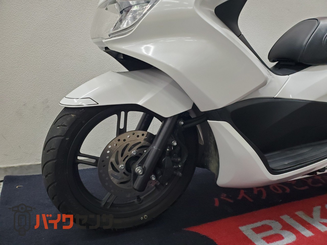 ホンダ PCX125 2017年モデル ウィルズウィンシート 盗難アラーム