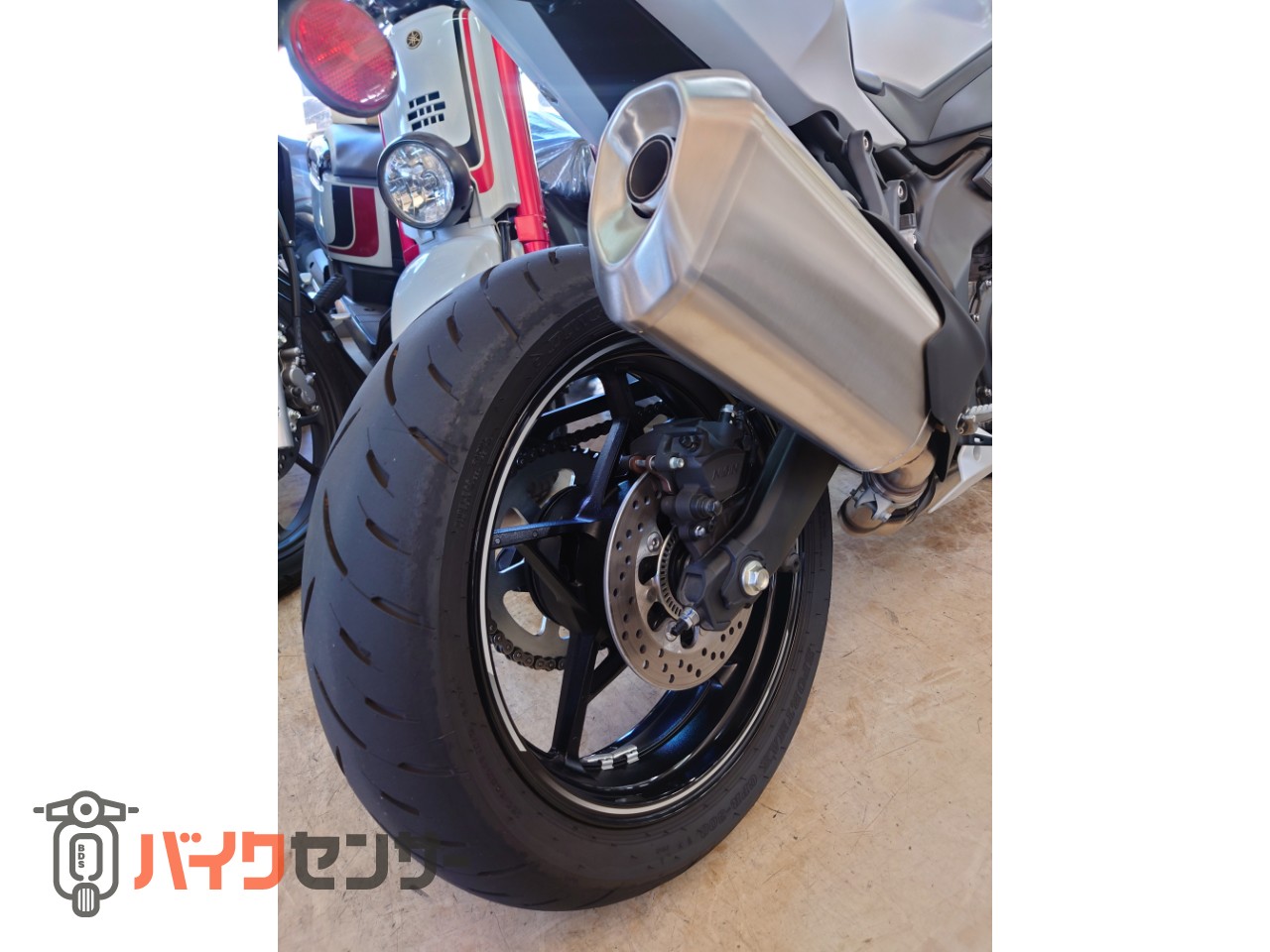 205/55R16 ① 4本セットのうちの2本ずつの出品 カワサキ Ninja ZX-4R SE 2025モデル ETC B707755| BDSバイクセンサー
