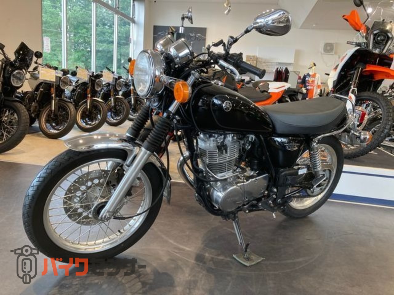 ヤマハ SR400[B0906606626] 2017 ノーマル車 ETC シガーソケット電源
