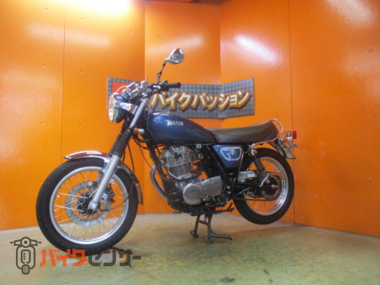 ヤマハ SR4002019年 社外ウインカー 純正キー3本 グレイッシュ